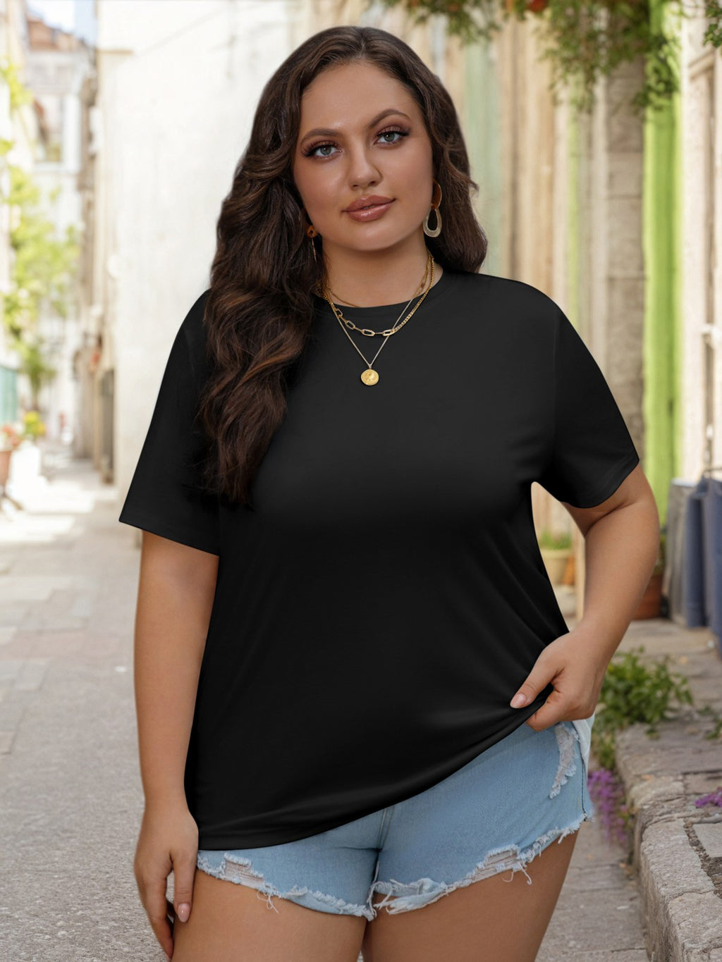 Women's Plus Relaxed Tee — Black